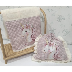 toalla y mochila unicornio